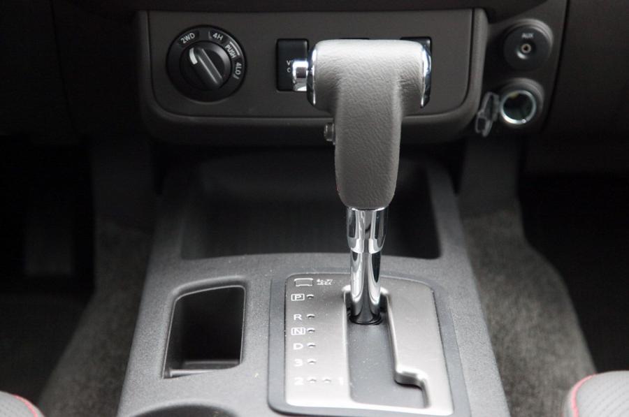 Nissan Xterra Pro-4X 2011 года  (фото 13 из 50)